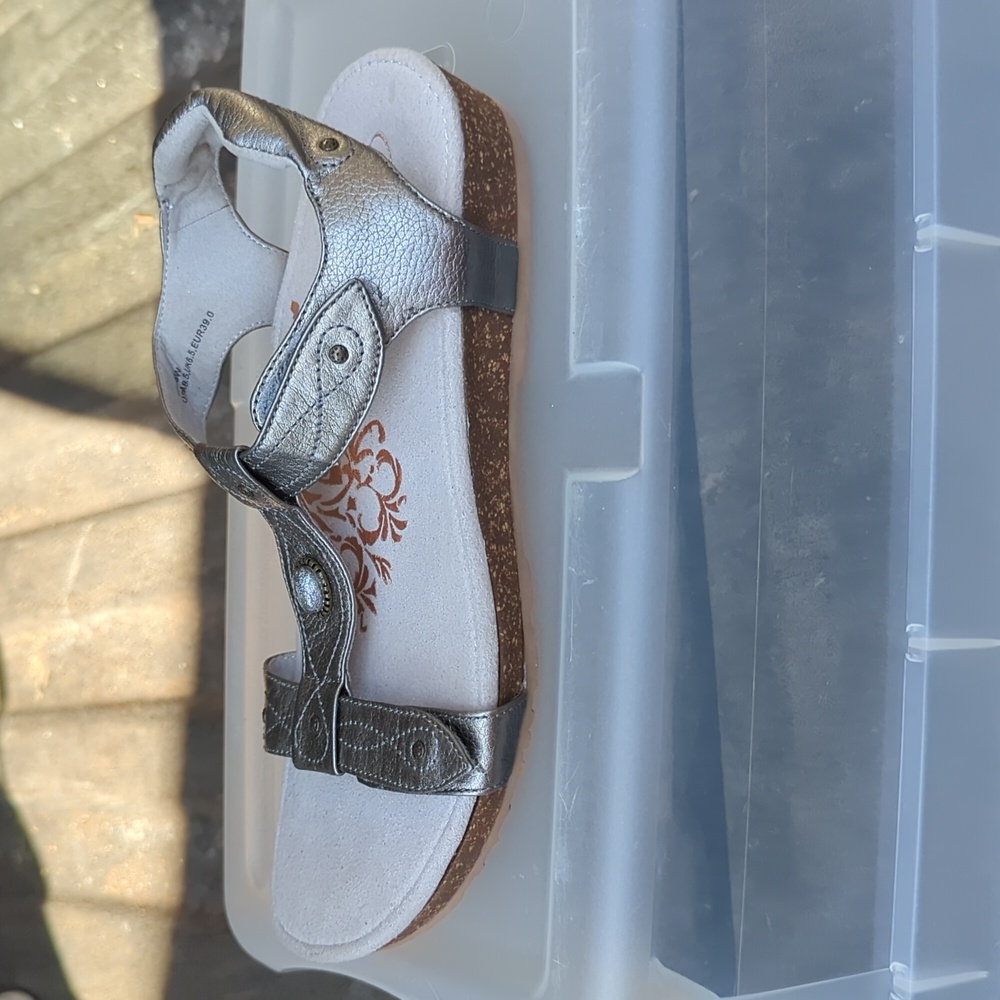 Aetrex Lori Adjustable Quarter Strap, Pewter, Size 8.5